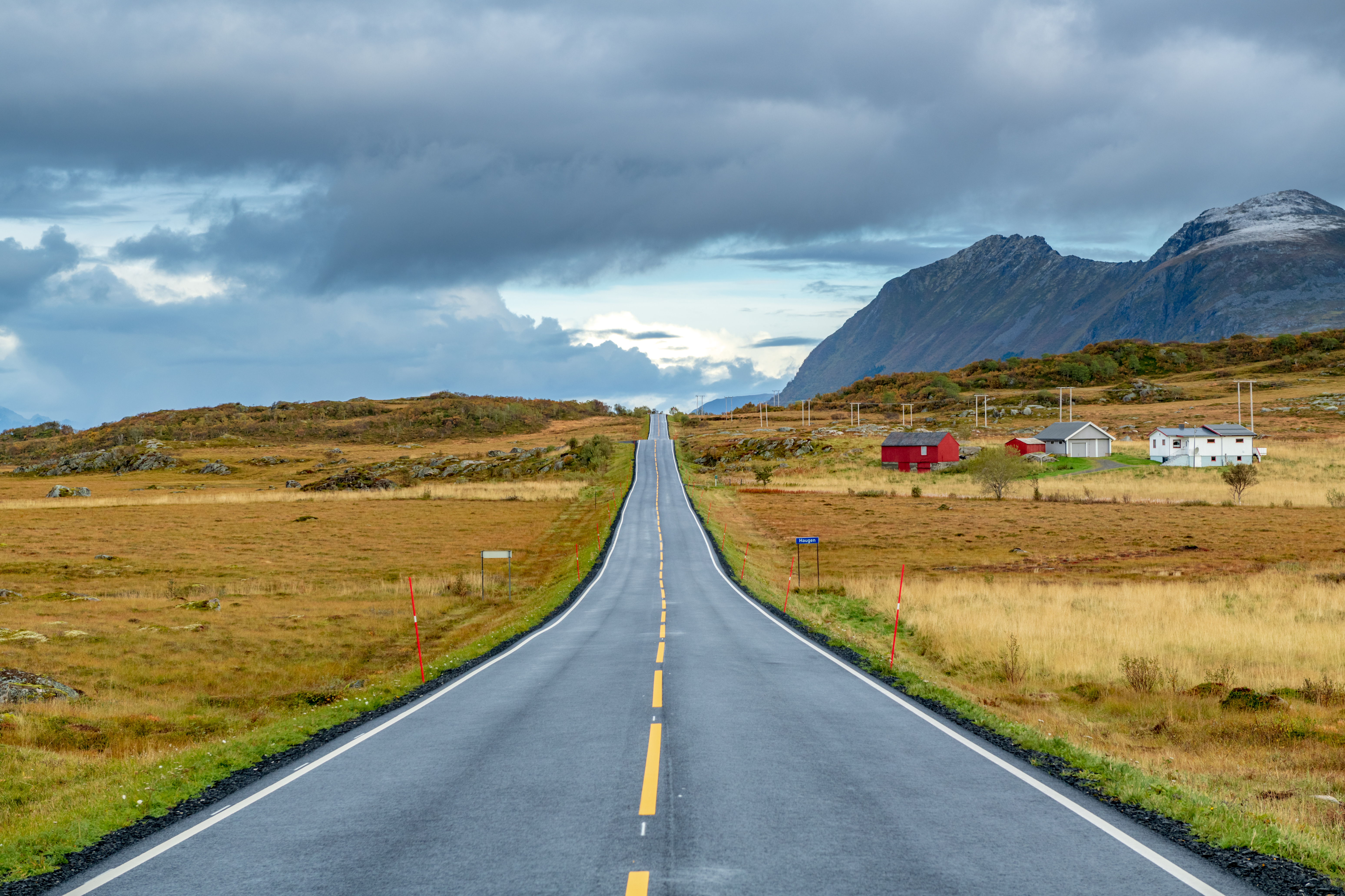 Bilvei, Lofoten. Foto: Shutterstock